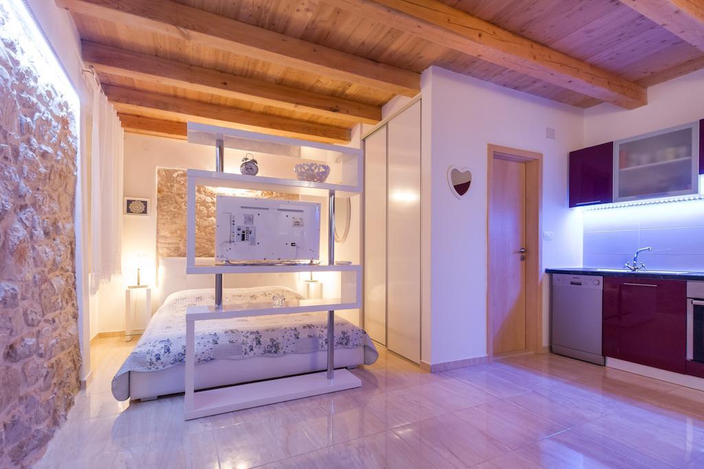 Apartments Vica Šibenik Rum bild