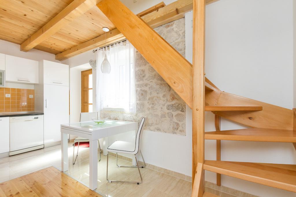 Apartments Vica Šibenik Rum bild